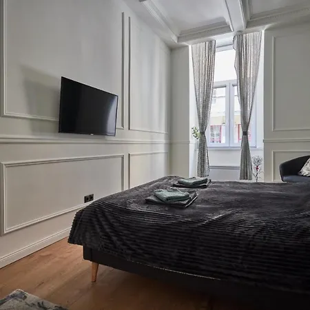 Spacious Luxury In The Centre