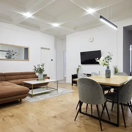 Spacious Luxury In The Centre * Budapest