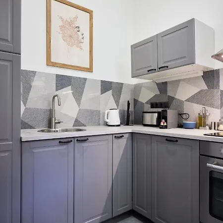 Spacious Luxury In The Centre