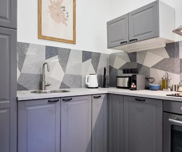 Spacious Luxury In The Centre