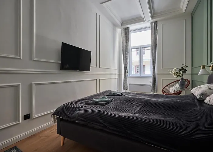 Spacious Luxury In The Centre