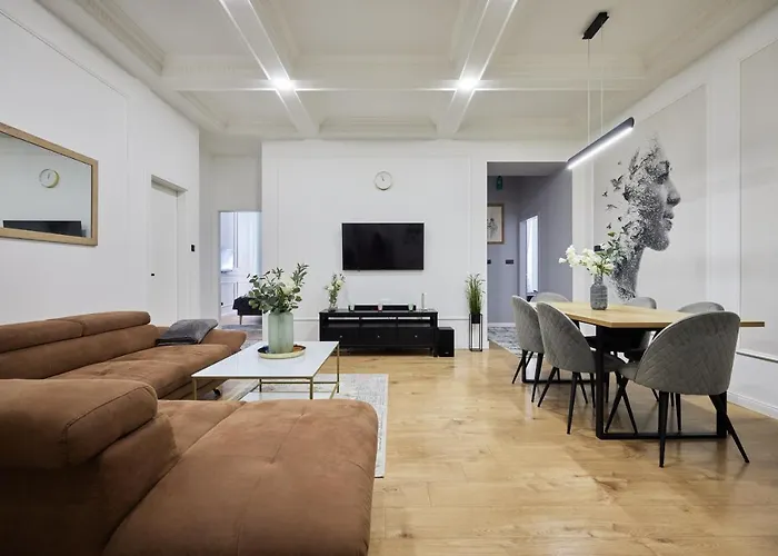 Spacious Luxury In The Centre * Будапешт