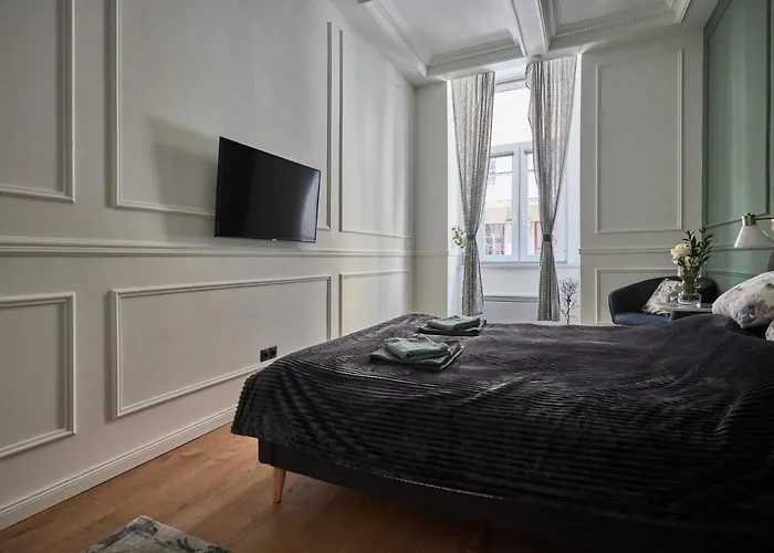 Spacious Luxury In The Centre