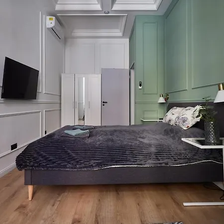Spacious Luxury In The Centre
